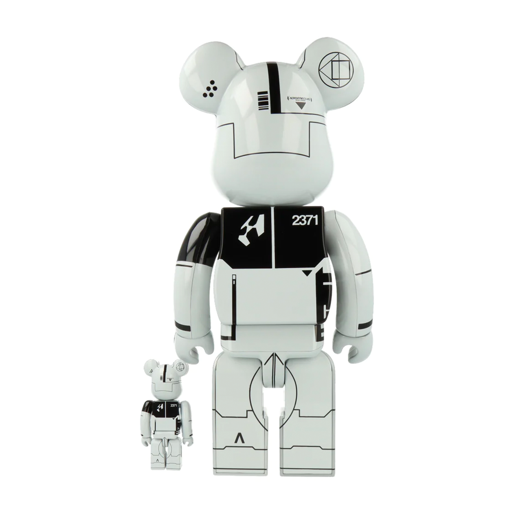 Hình ảnh chú gấu bearbrick tràn ngập Sài Gòn - Hà Nội