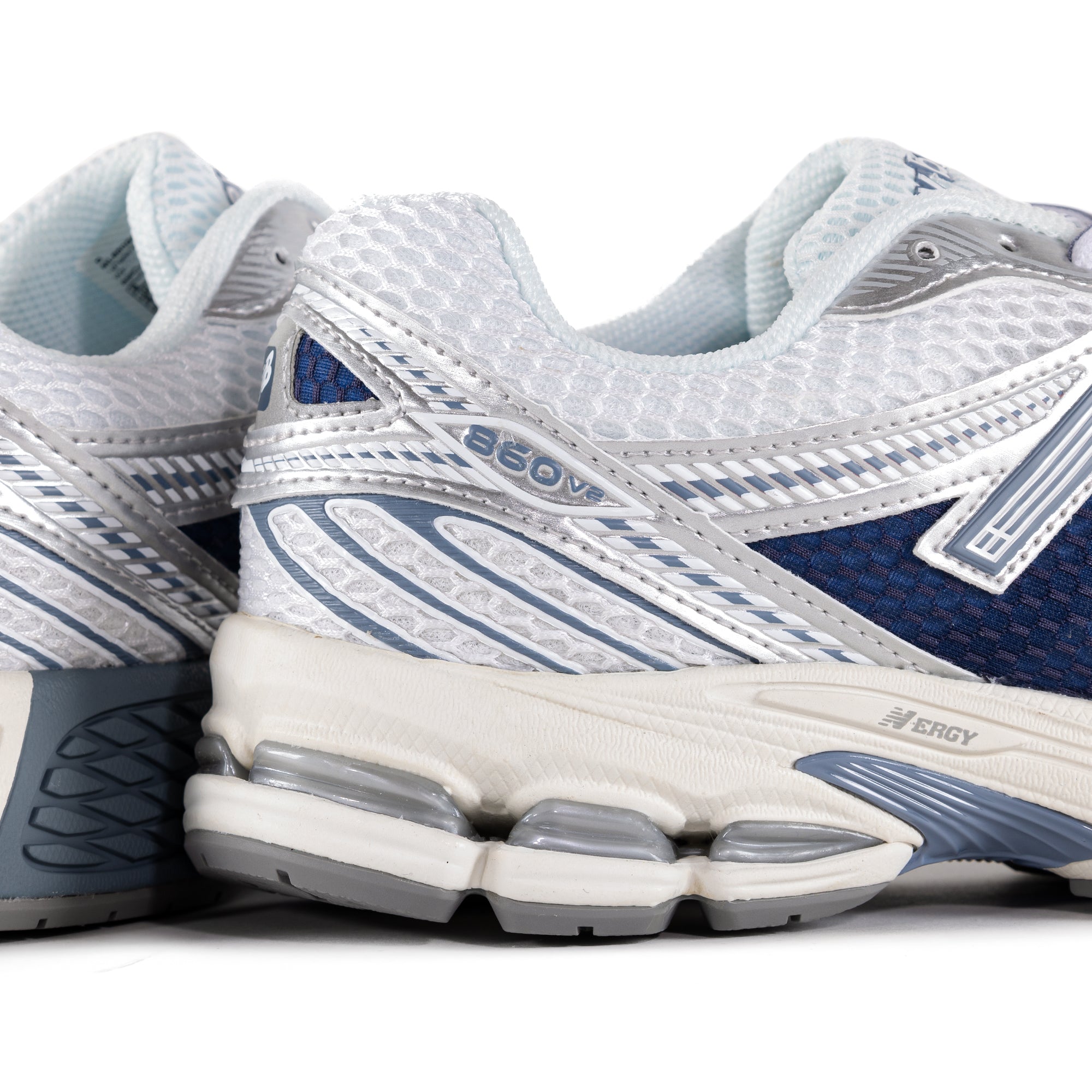 New Balance 860 ML860GG2