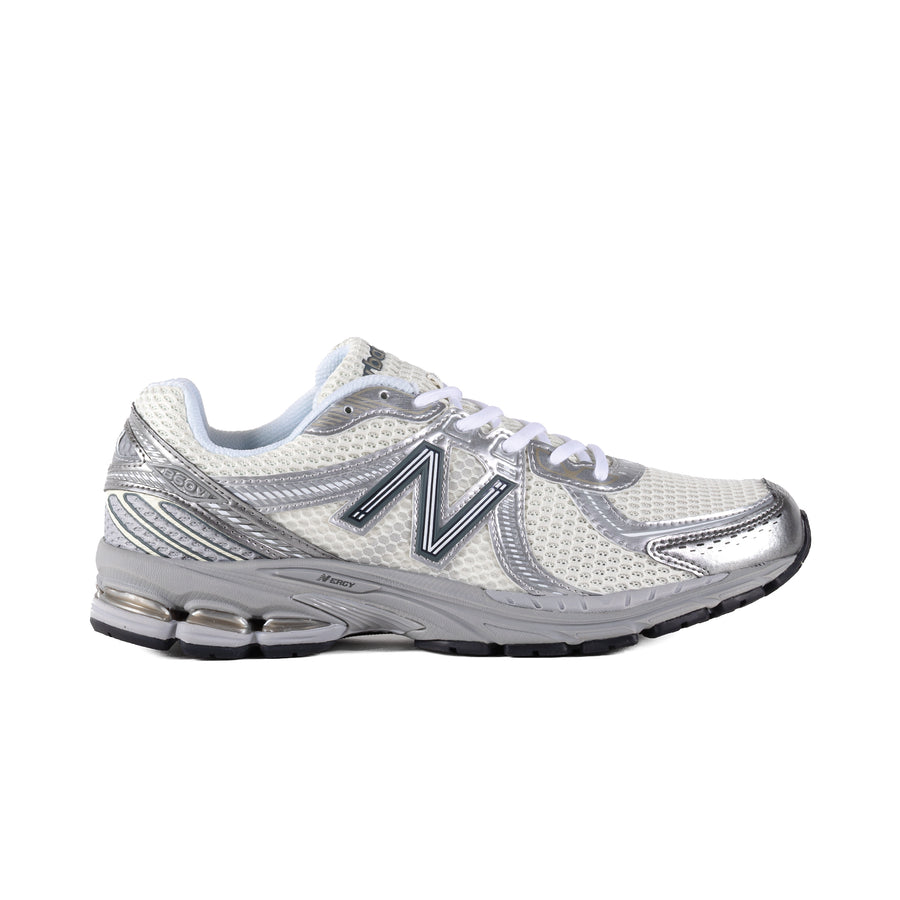 New Balance 860 ML860GO2