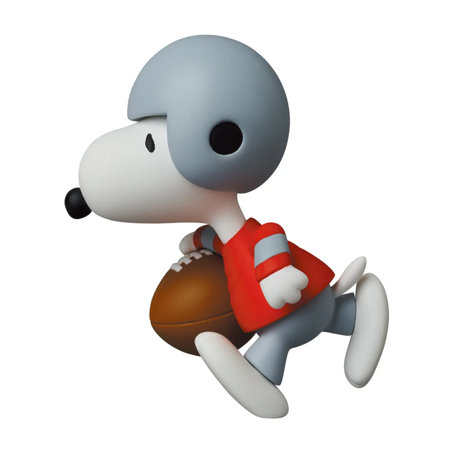 Medicom Toy UDF Peanuts Series 15: Football Snoopy