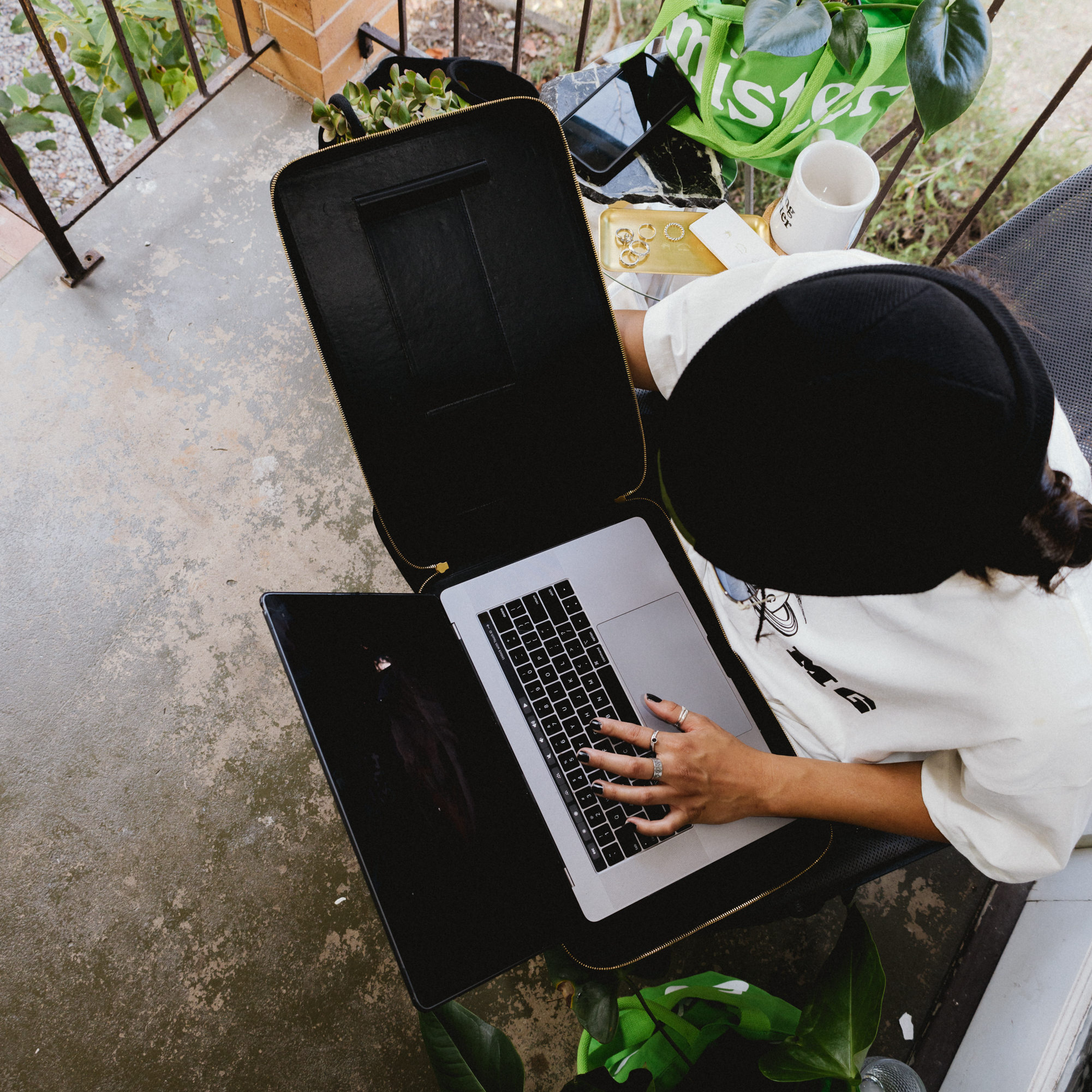 Mister Green Portfolio Case Black