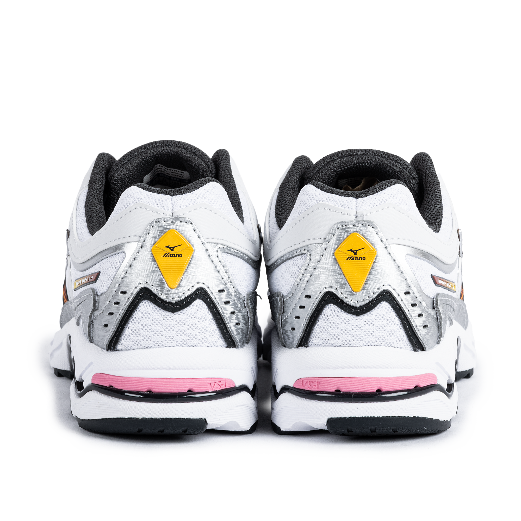 Mizuno Wave Mustang LS OG White/Artisan's Gold/Galaxy Silver D1GA265201