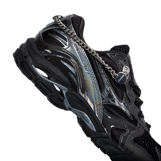 Mizuno Wave Rider 10 Jewels Black/Black Sand/Quiet Shade D1GA260E02