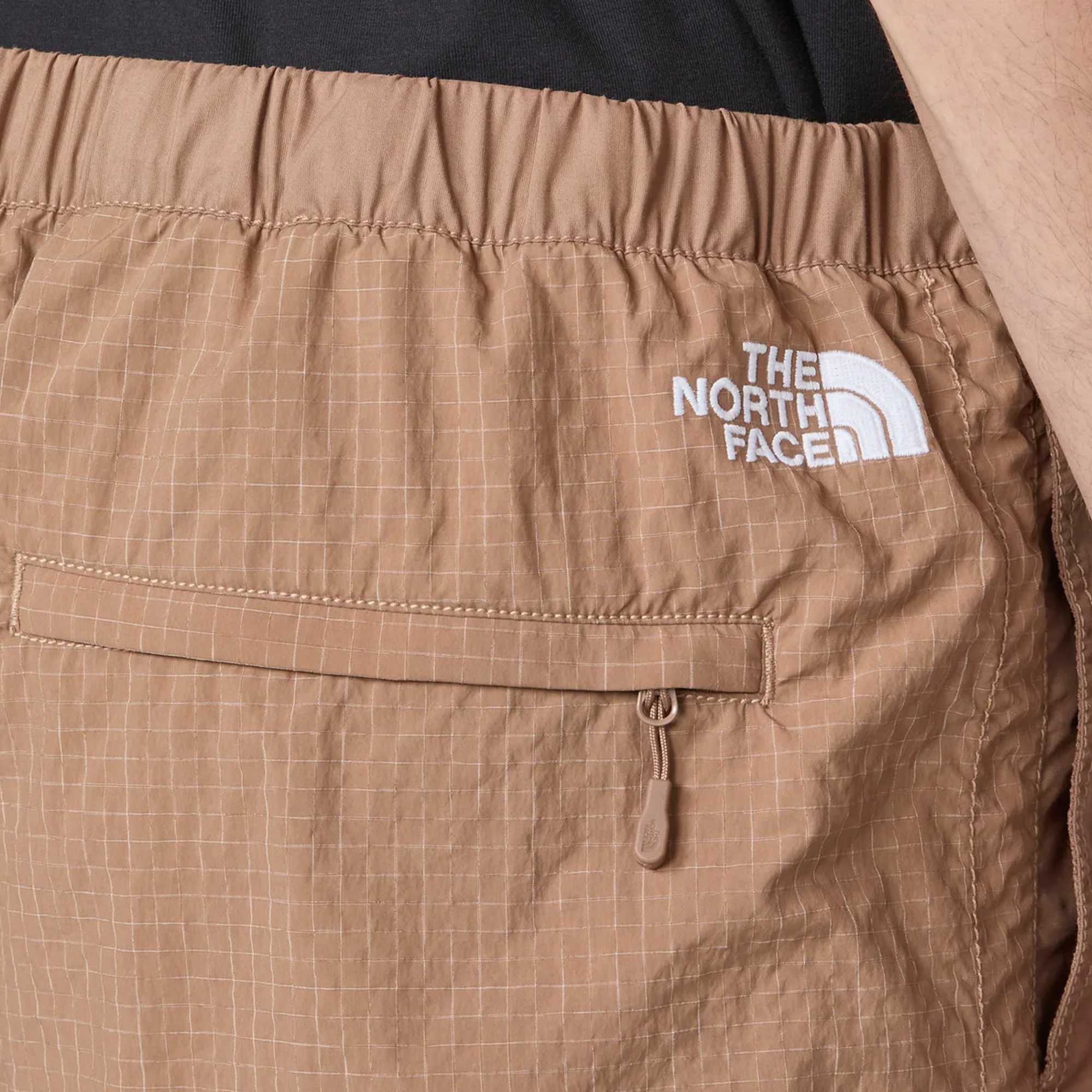 The North Face Woven Zipper Short - AP Latte NF0A8DF76IH