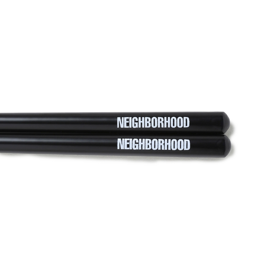 Neighborhood Chopsticks & Chopstick Rest Set Black 25267NH-AC01