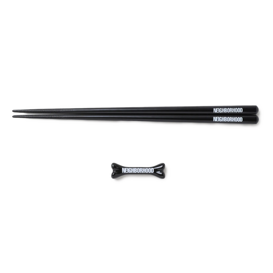 Neighborhood Chopsticks & Chopstick Rest Set Black 25267NH-AC01