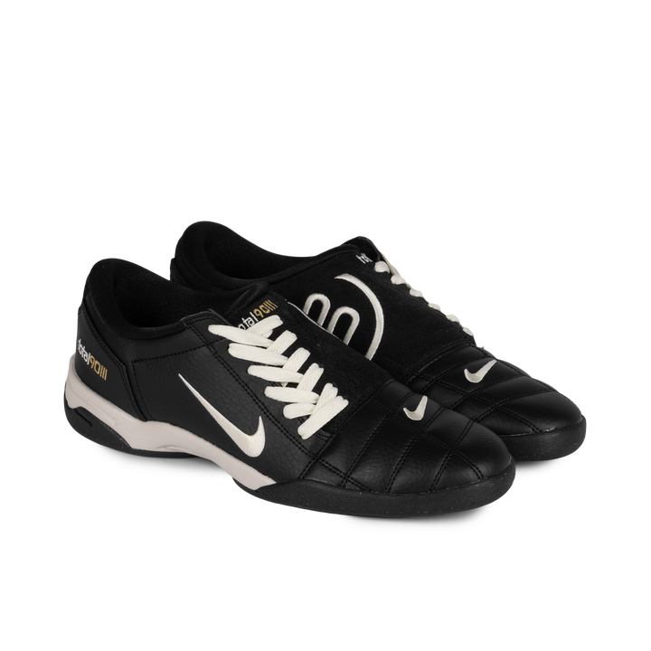Nike Total 90 Black/Coconut Milk/Metallic Gold IO2083-010