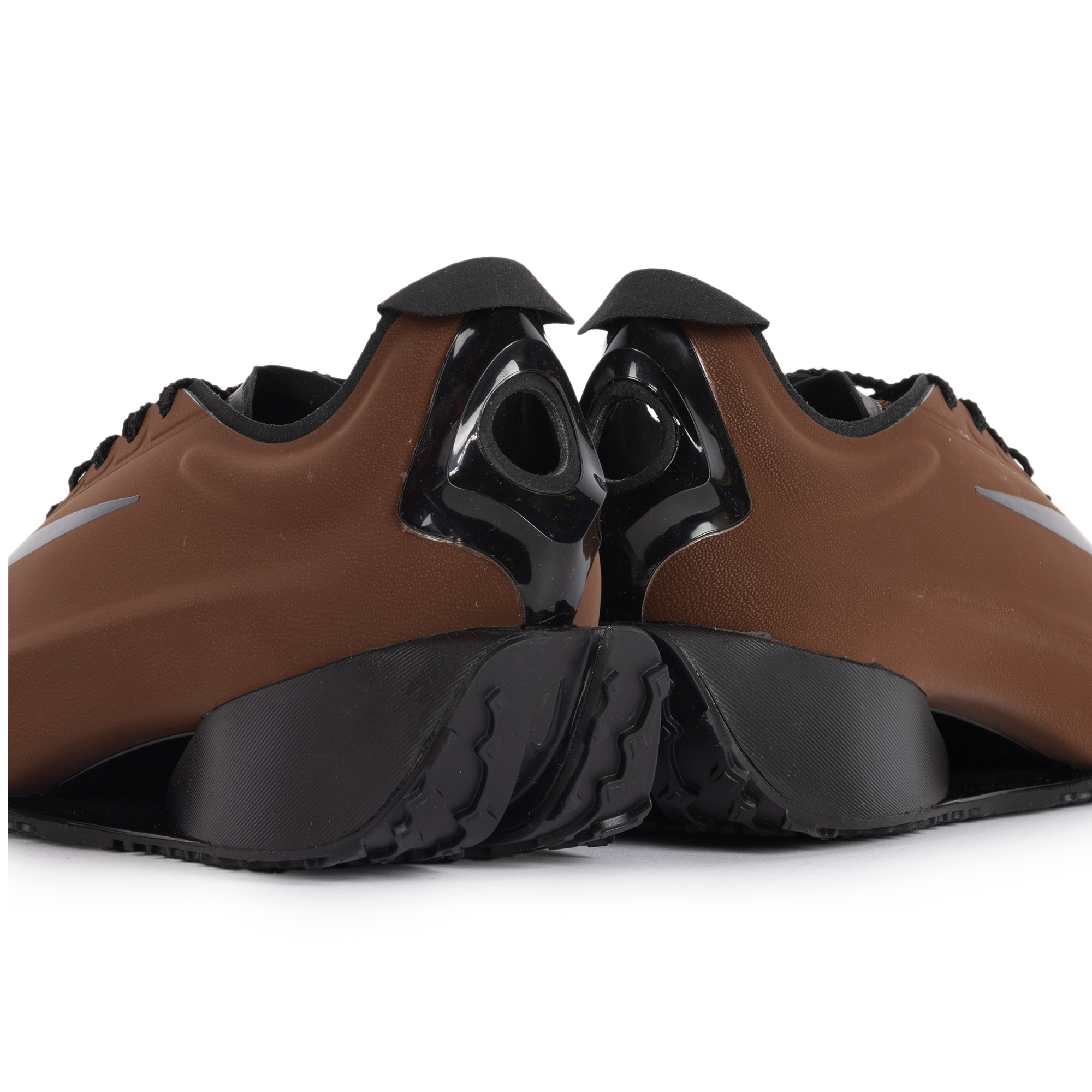 Nike Women's First Sight Noir Cacao Wow/Black/Mtlc Dark Grey HQ2409-200