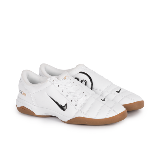 Nike Women's Total 90 White/Black/Gum Med Brown/Metallic Gold IO2387-100