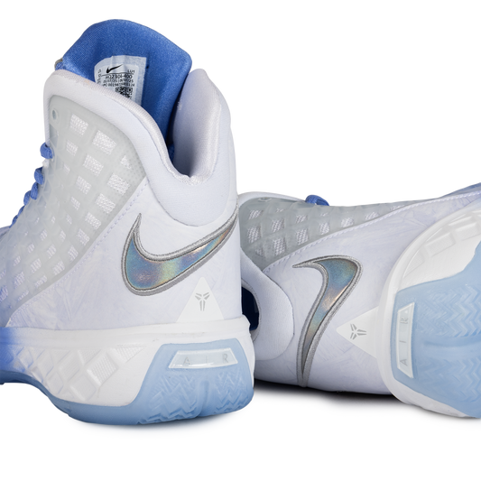 Nike Kobe III Protro "Christmas" (GS) Royal Pulse/Chrome/White HQ2304-400