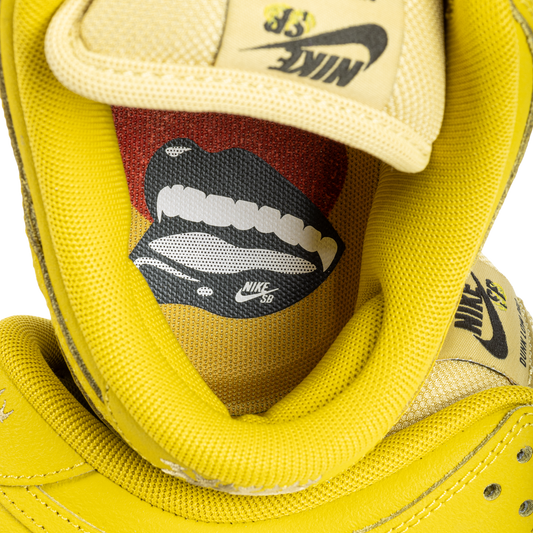 Nike SB Dunk Low Pro Saffron "Hatch Chile" Quartz/Saffron Quartz/Pear IO0427-300