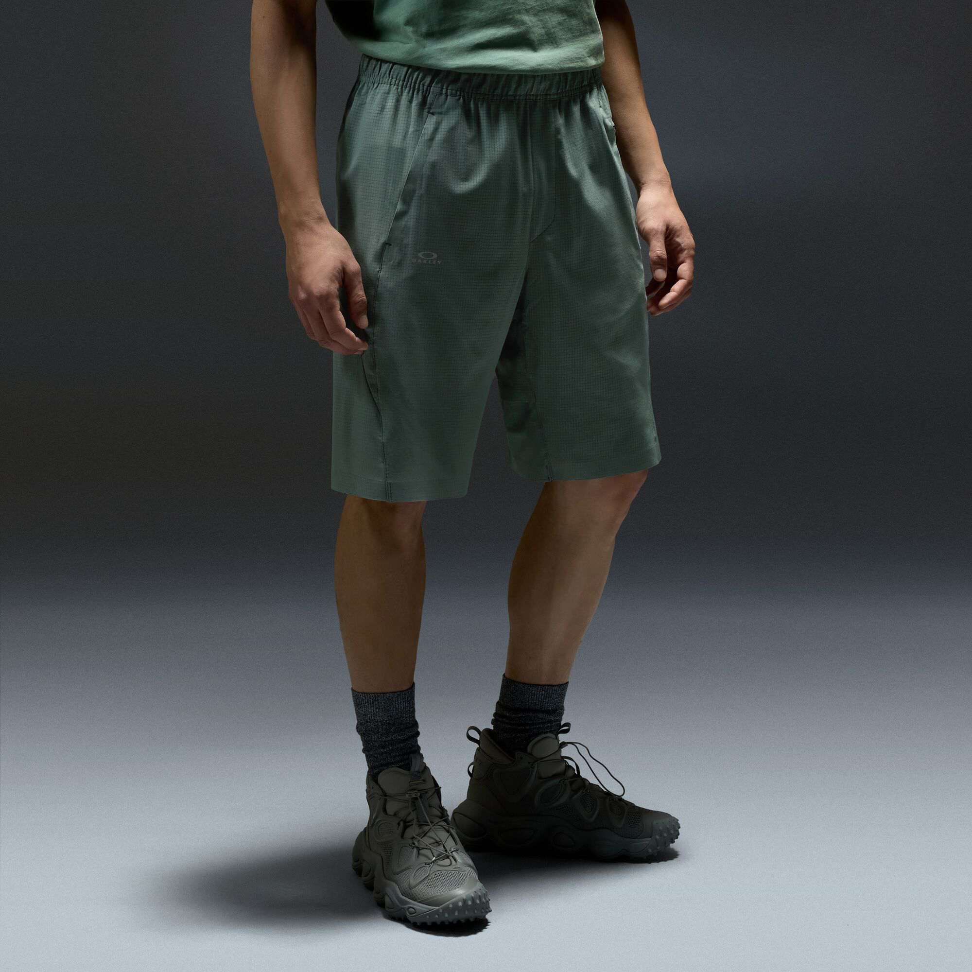 Oakley Latitude Veil Short Aviator Green