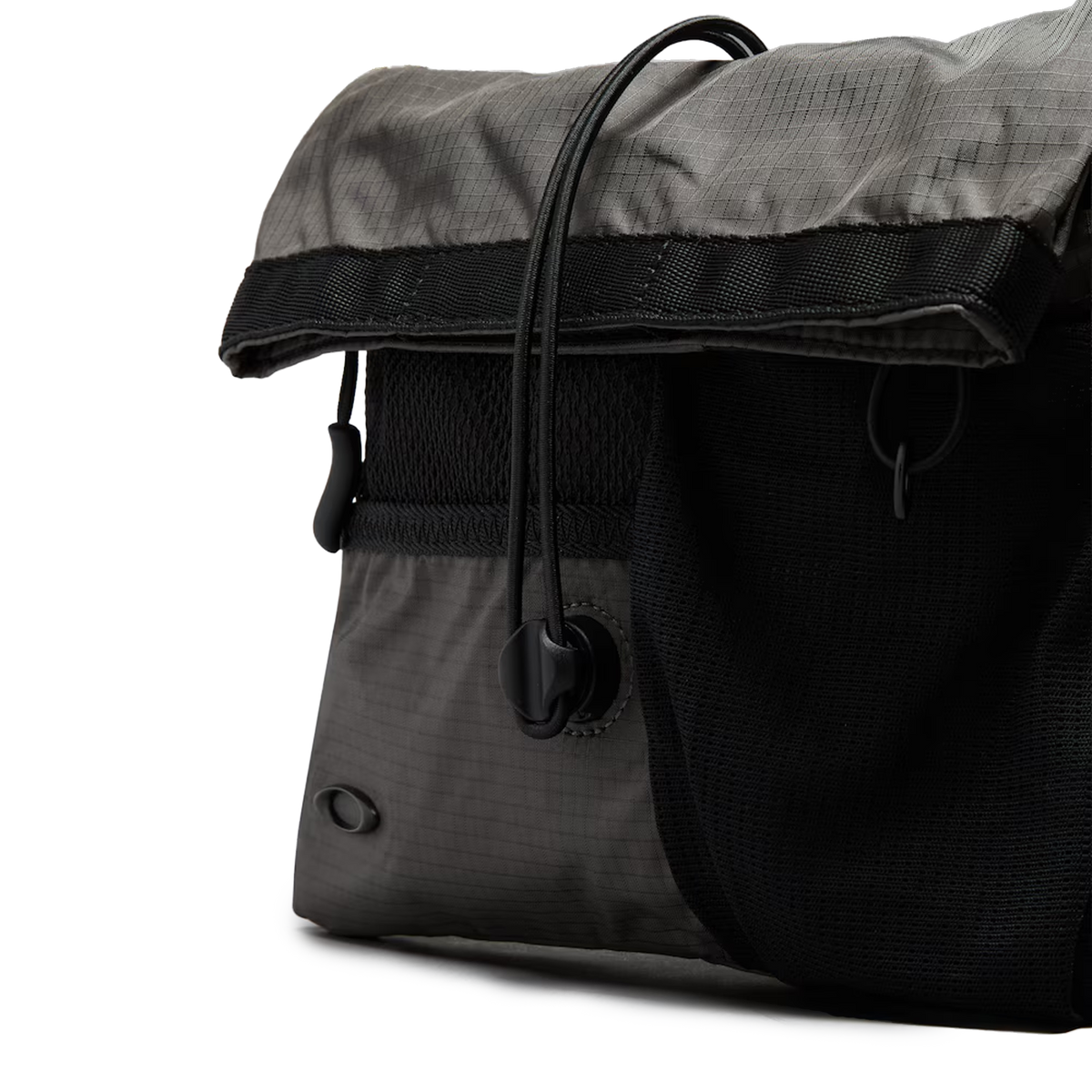 Oakley Reserve Pouch Granite Gray
