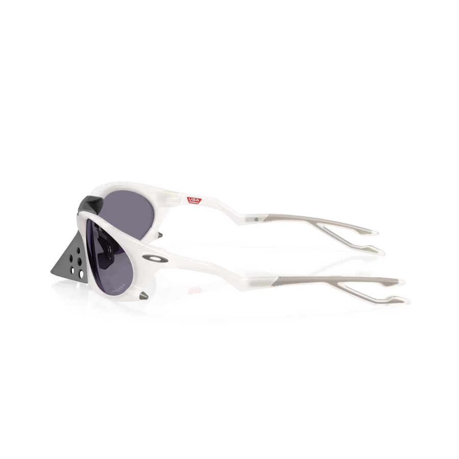 Oakley PLANTARIS Matte Vapor w/ Prizm Grey 0OO9437