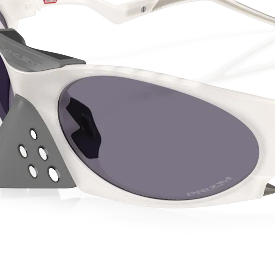 Oakley PLANTARIS Matte Vapor w/ Prizm Grey 0OO9437