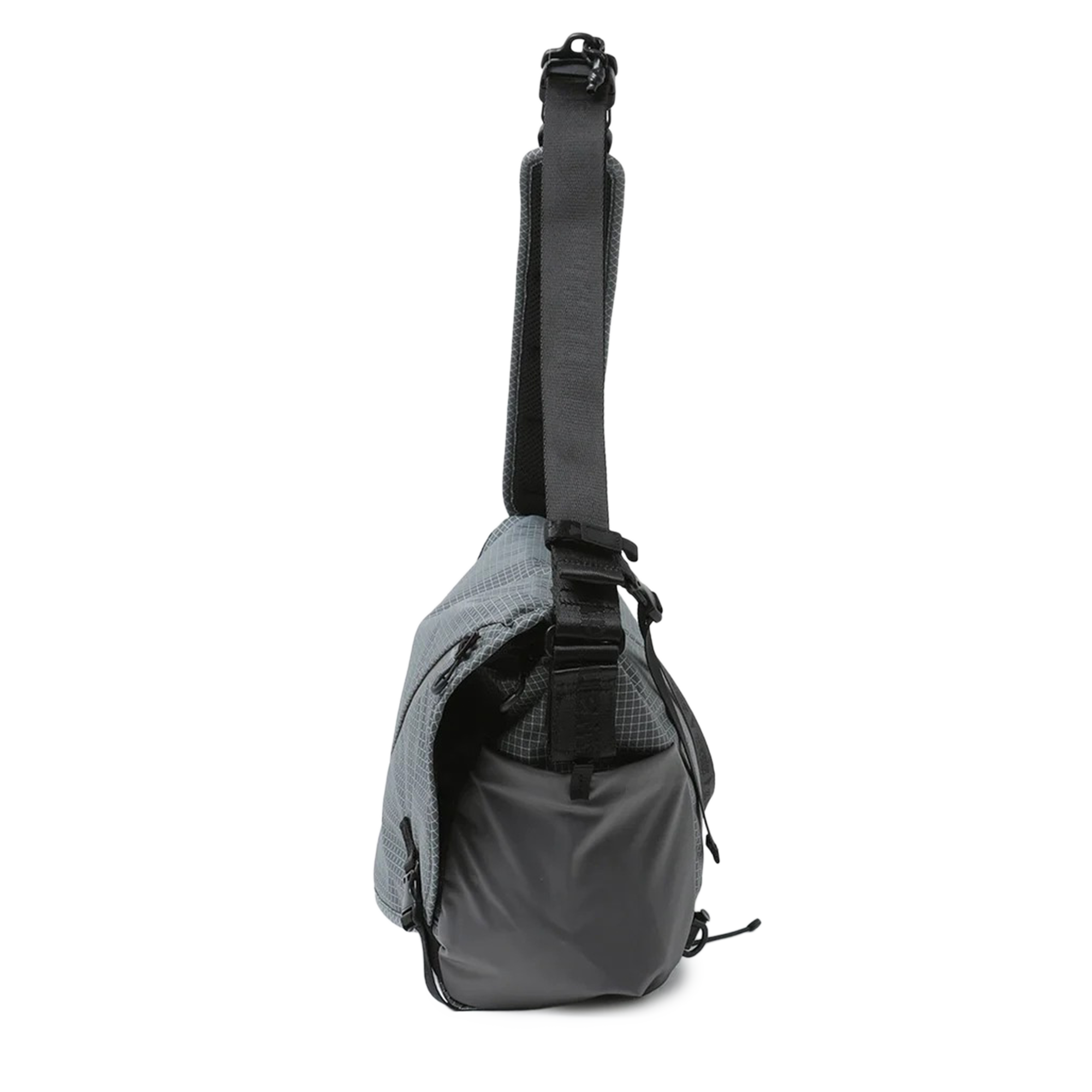 and wander Ocean Rip Messenger Bag Gray