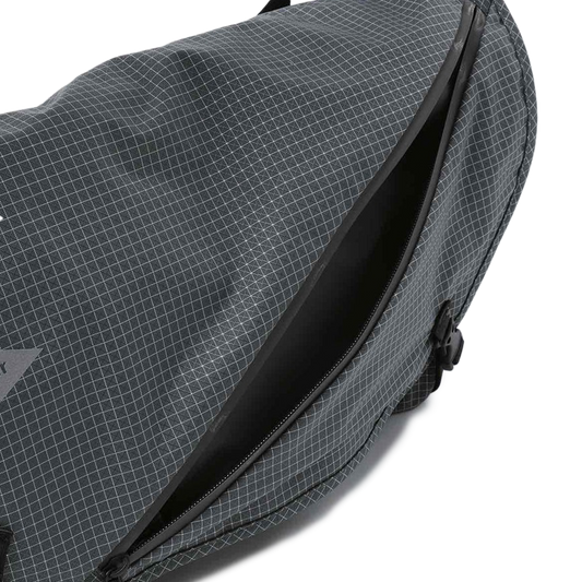 and wander Ocean Rip Messenger Bag Gray