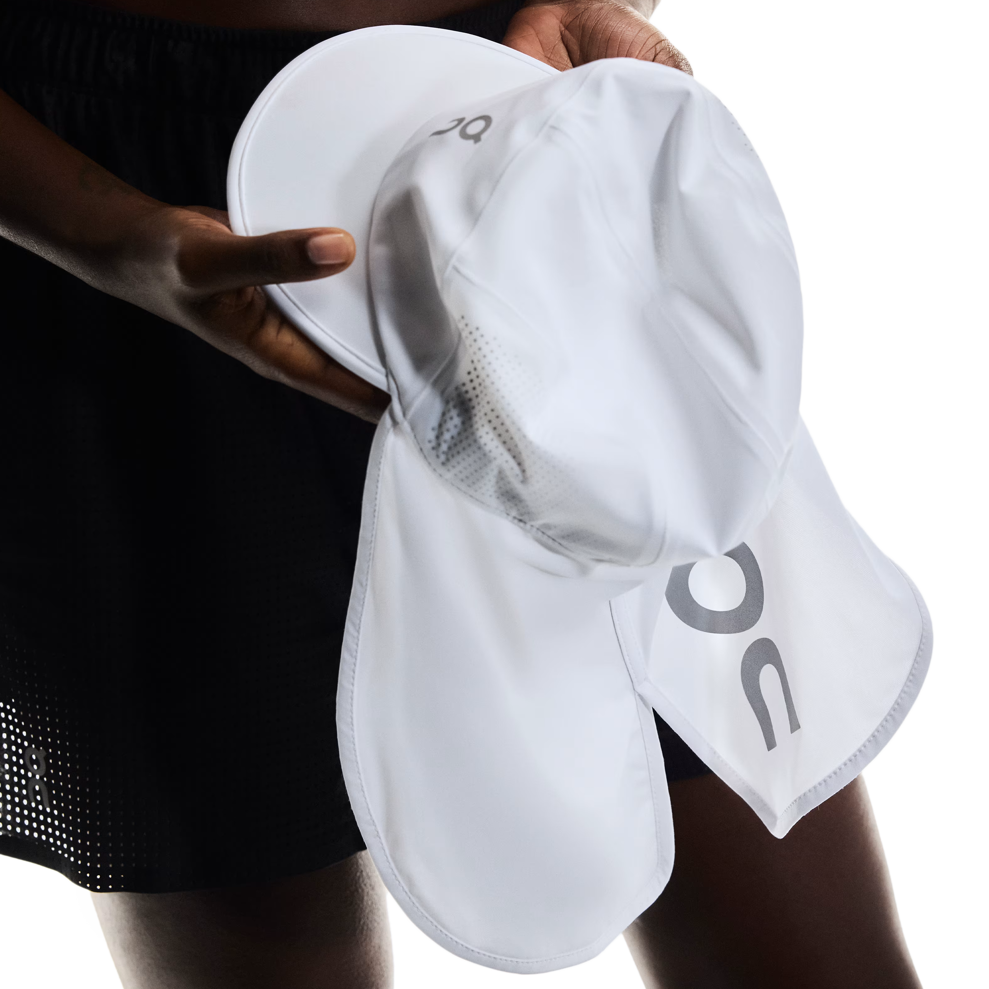 On Solar Cap 1 White