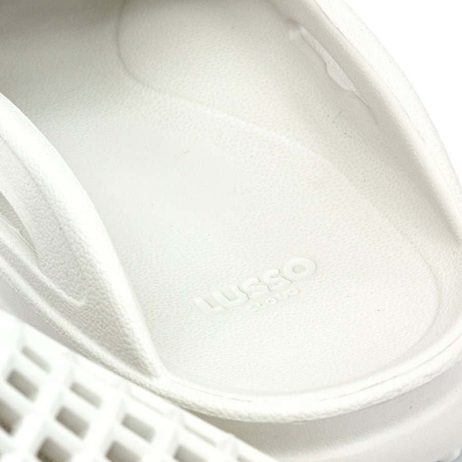 Lusso Cloud | Scenario Slide | Bone