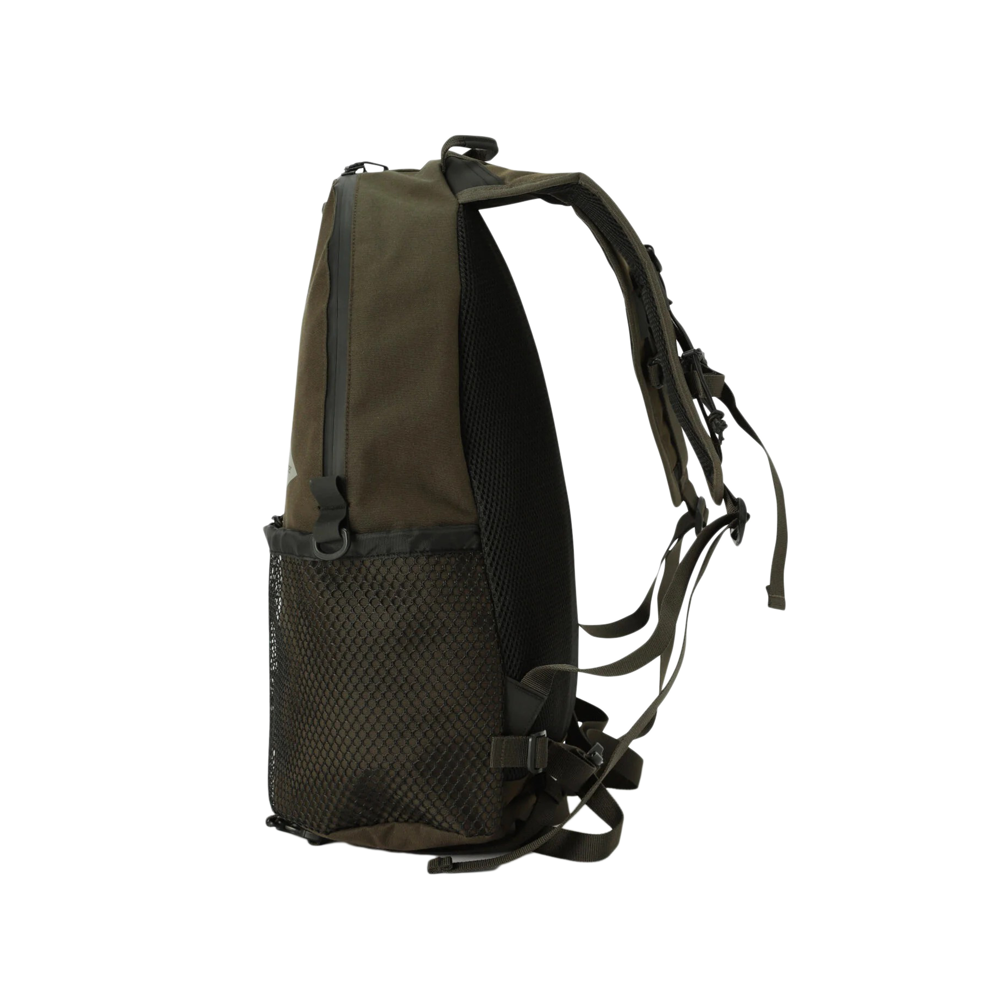 and wander PE/CO 20L Daypack D.Khaki