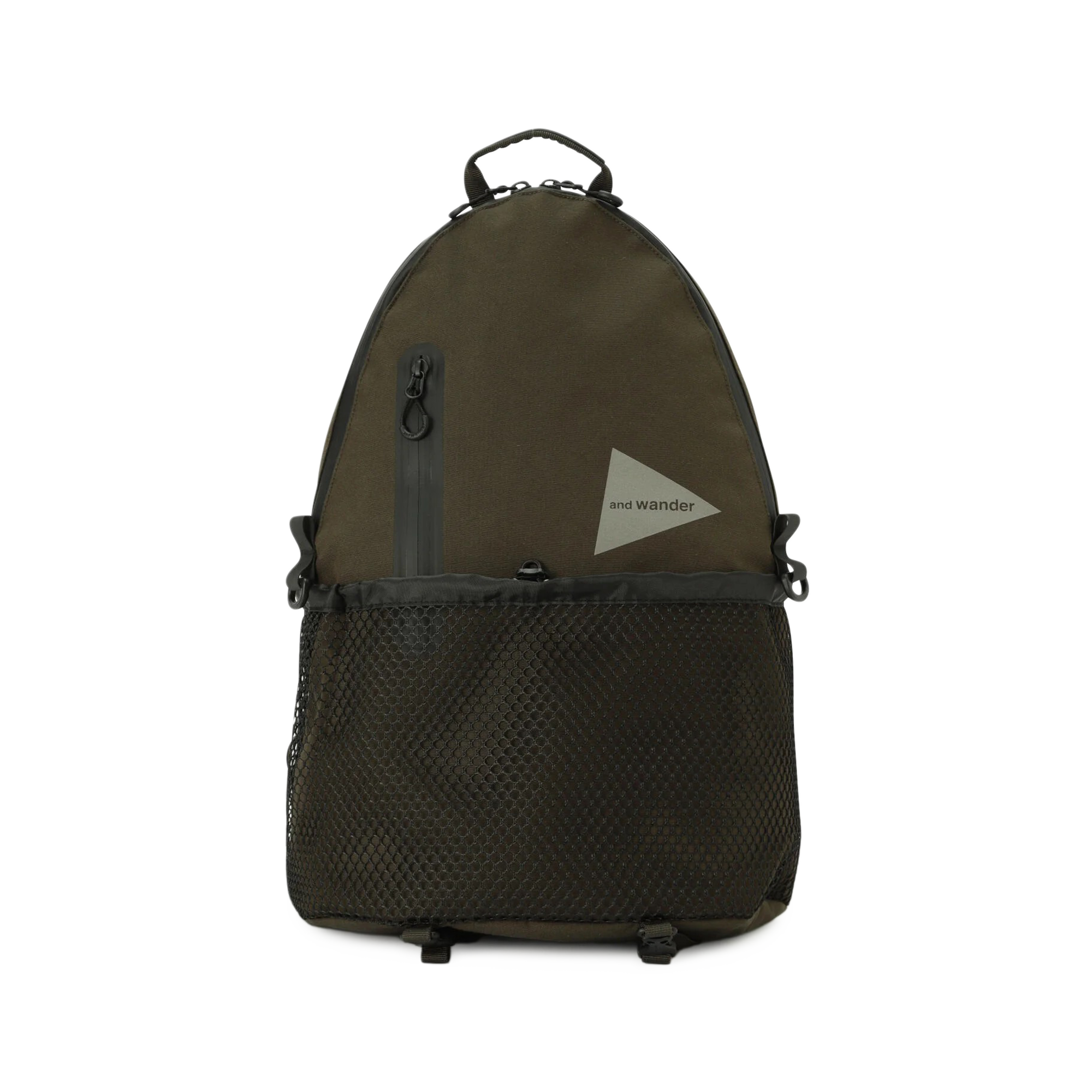 and wander PE/CO 20L Daypack D.Khaki
