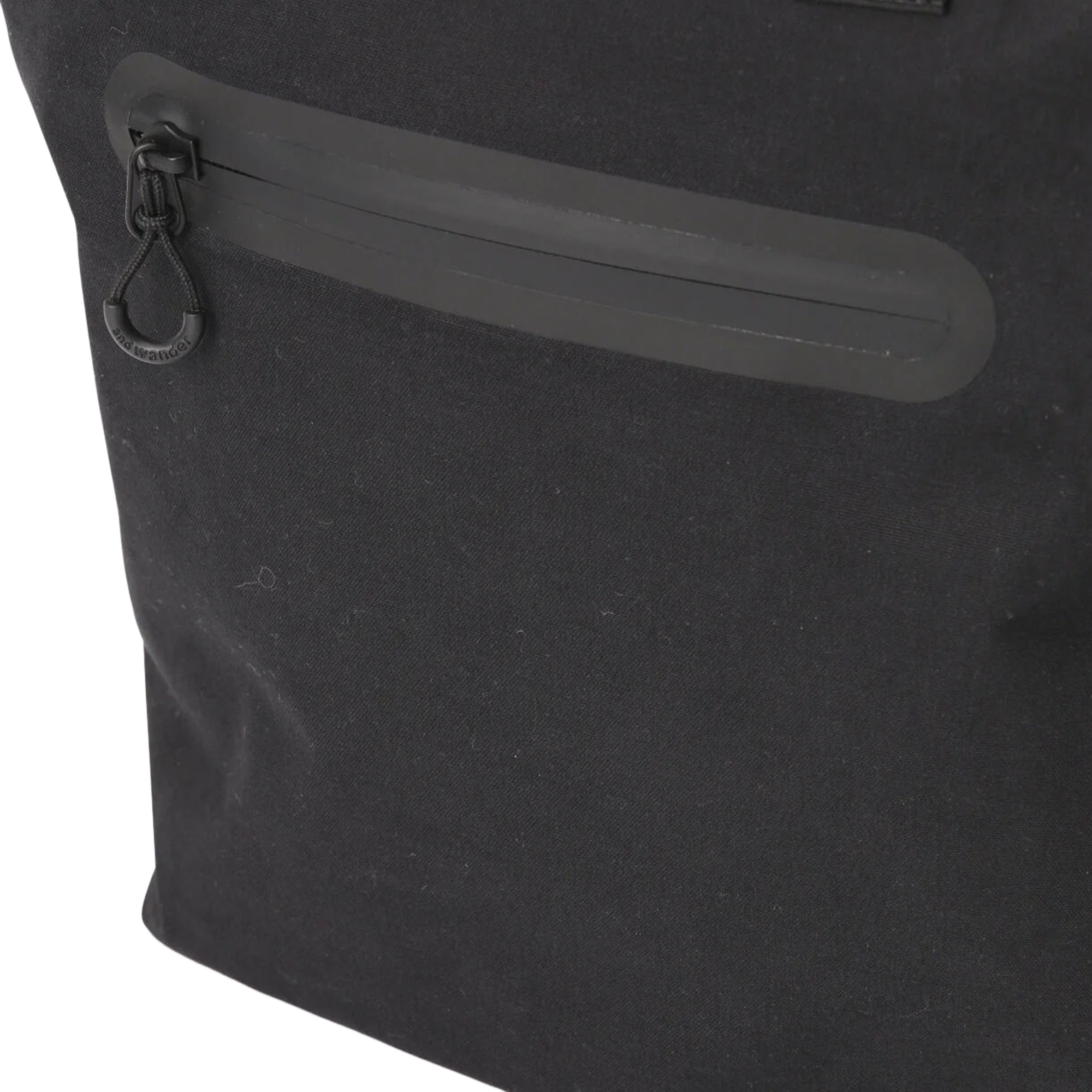 and wander PE/CO 2Way Bag Black