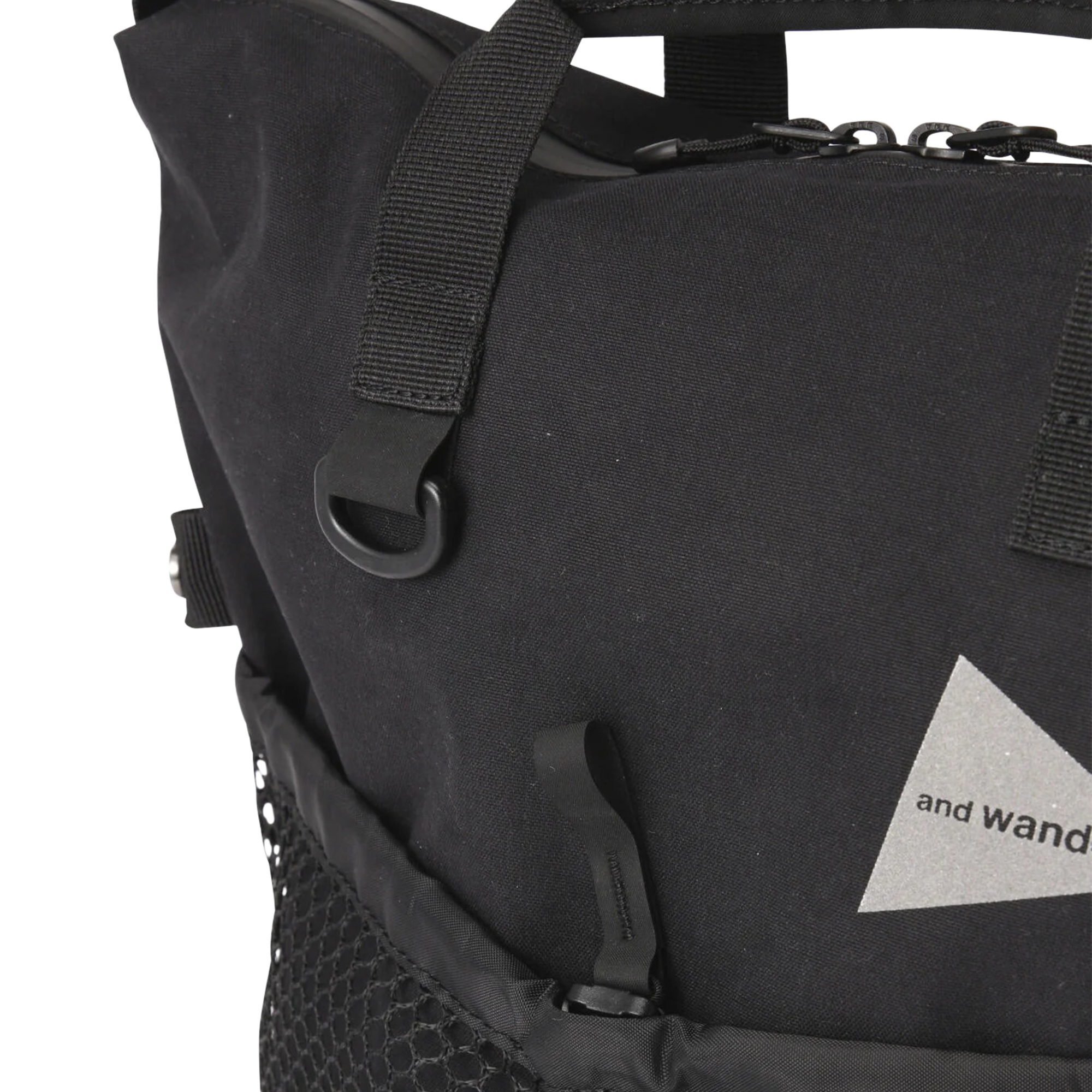 and wander PE/CO 2Way Bag Black