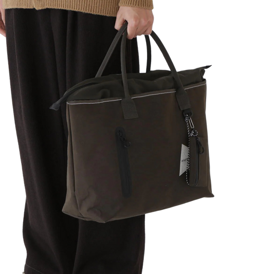 and wander PE/CO Tote Bag D.Khaki