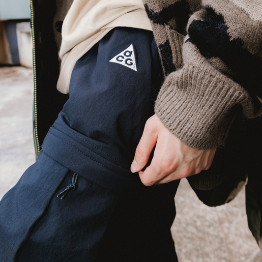 Nike ACG "Smith Summit" Men's Cargo Pants "Black" FN0428-010