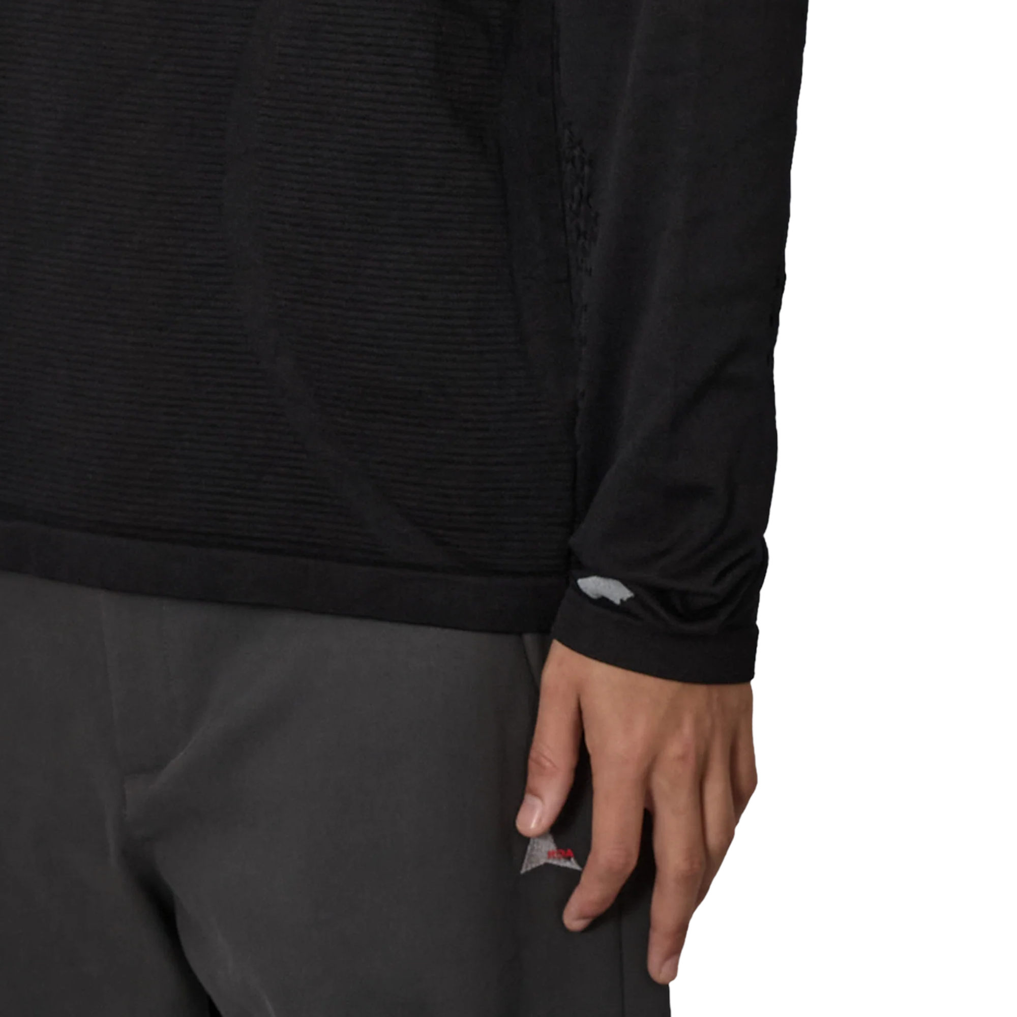 ROA Aune Seamless Knit Long Sleeve Black RBMW0524YA78