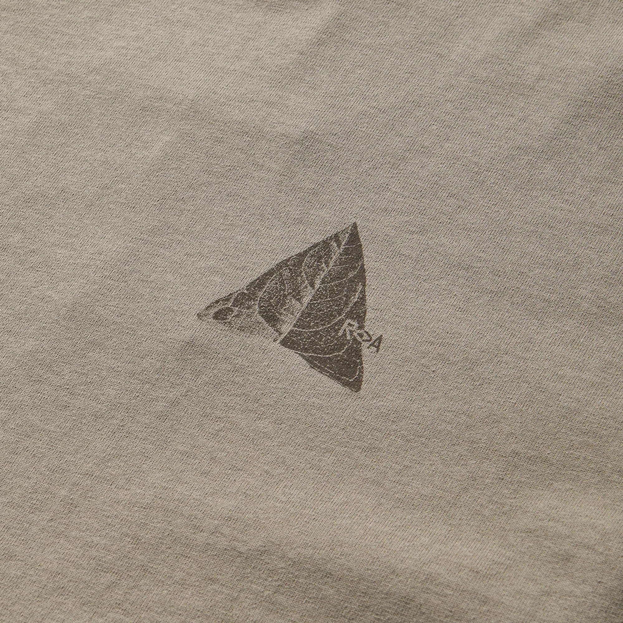 ROA Neolith Stitch Organic T Shirt Pale Green RBMW0510JY52