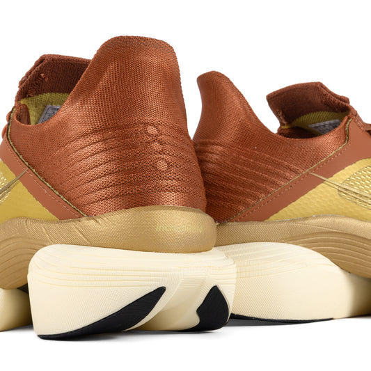 Saucony U Endorphin Elite 2 Silo Gold/Adobe