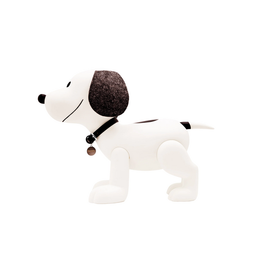 Super7 Peanuts Super Size Snoopy (Charcoal)