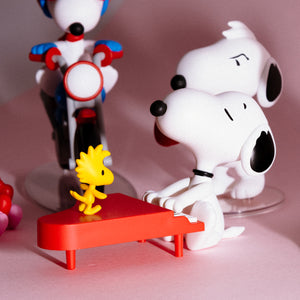 Medicom Toy UDF Peanuts 13 Pianist Snoopy