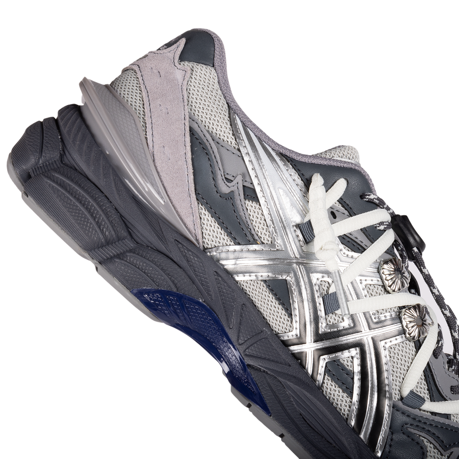 Asics x Toga Gel-Cumulus 16 TG Grey/Black/Pure Silver 1203A838.020