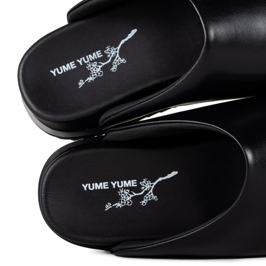 Yume Yume Truck Slide Black Leather