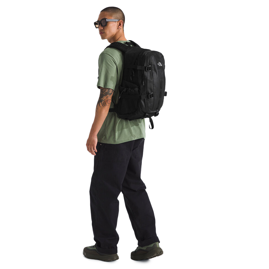 The North Face Hot Shot Base Camp Tnf Black