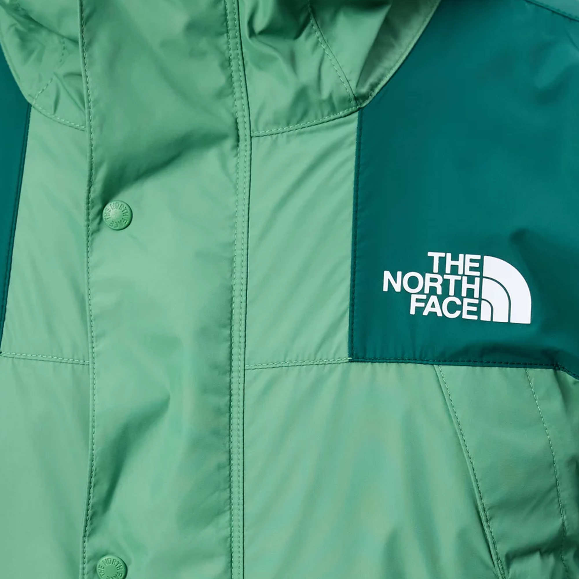 The North Face Men's Mountain Wind Jacket/AP DMDALG/HNTRGRN NF0A8DGDJZX