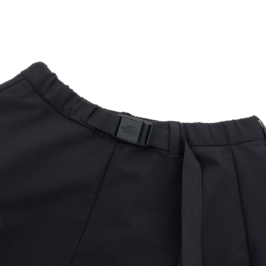 The North Face Women's Drapey Tech Skirt AP TNFBLK