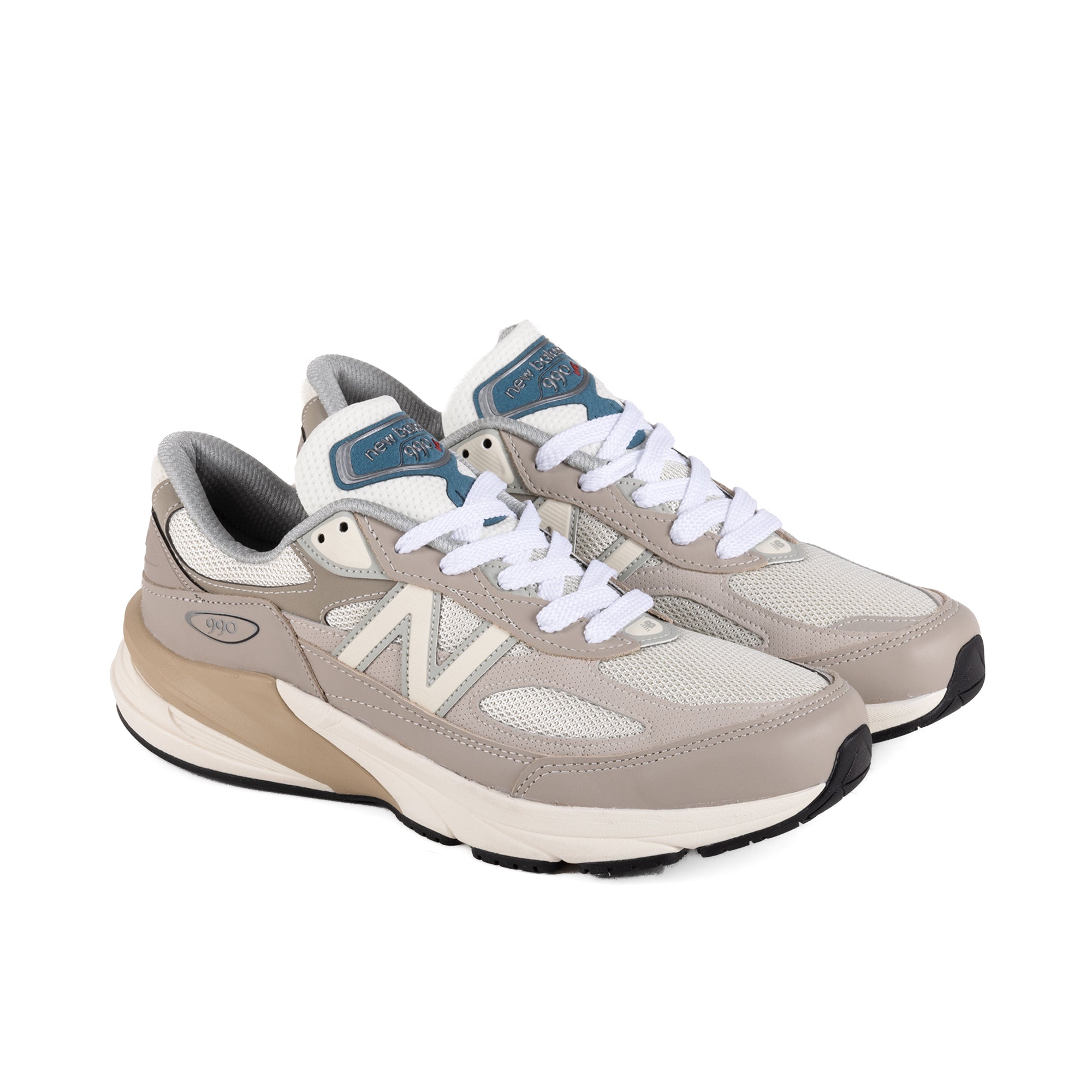 Sea Salt Sneakers Grey New Balance 42 New Balance Men's 990v6 Made