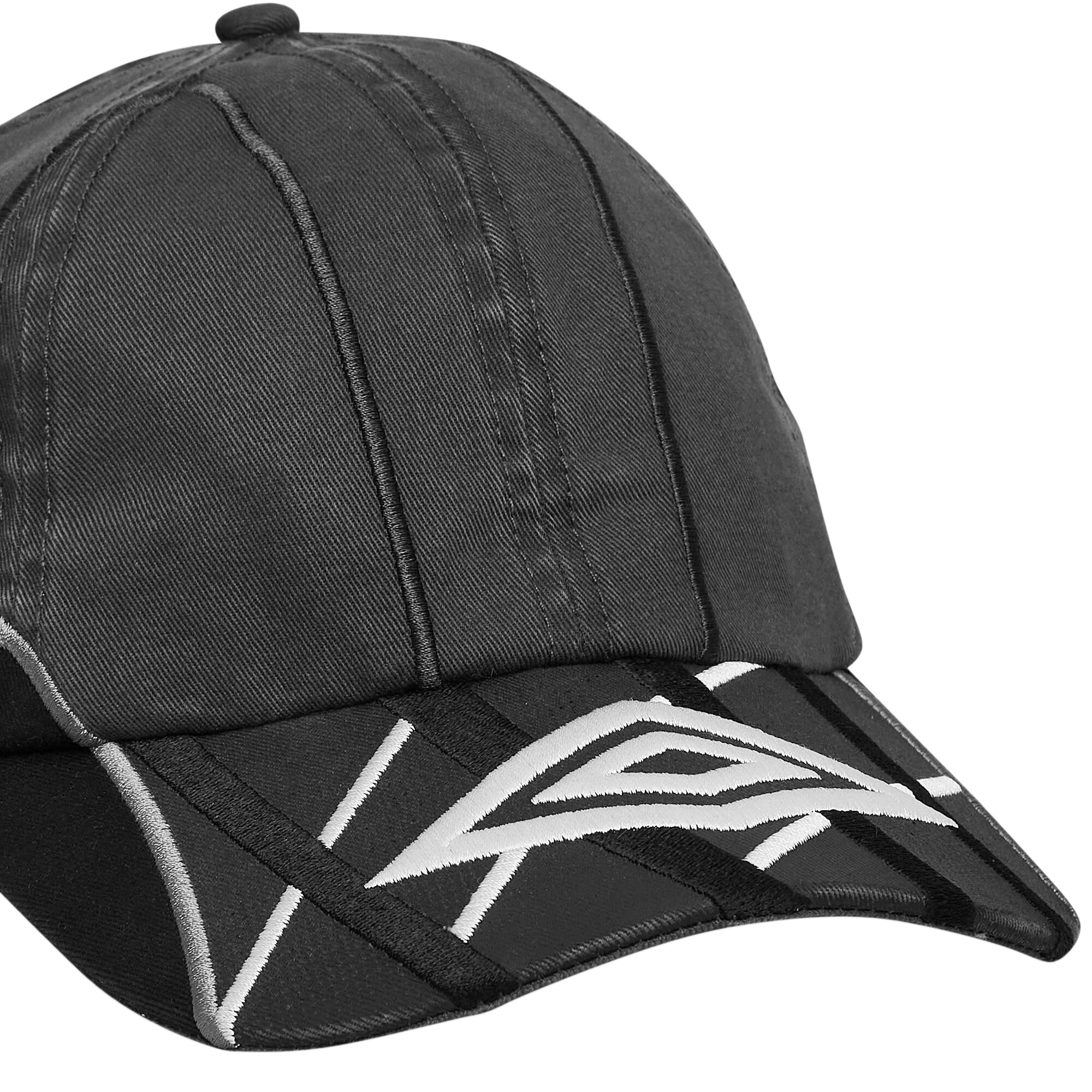 Umbro Goalkeeper Cap Dark Grey