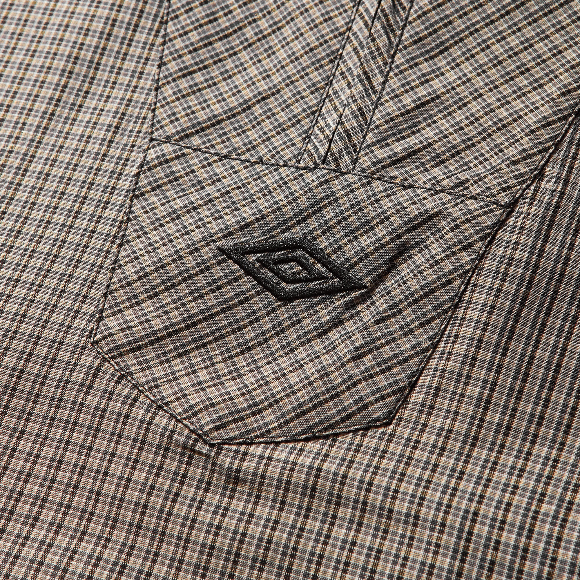 Umbro Masked Check Anorak Beige Black