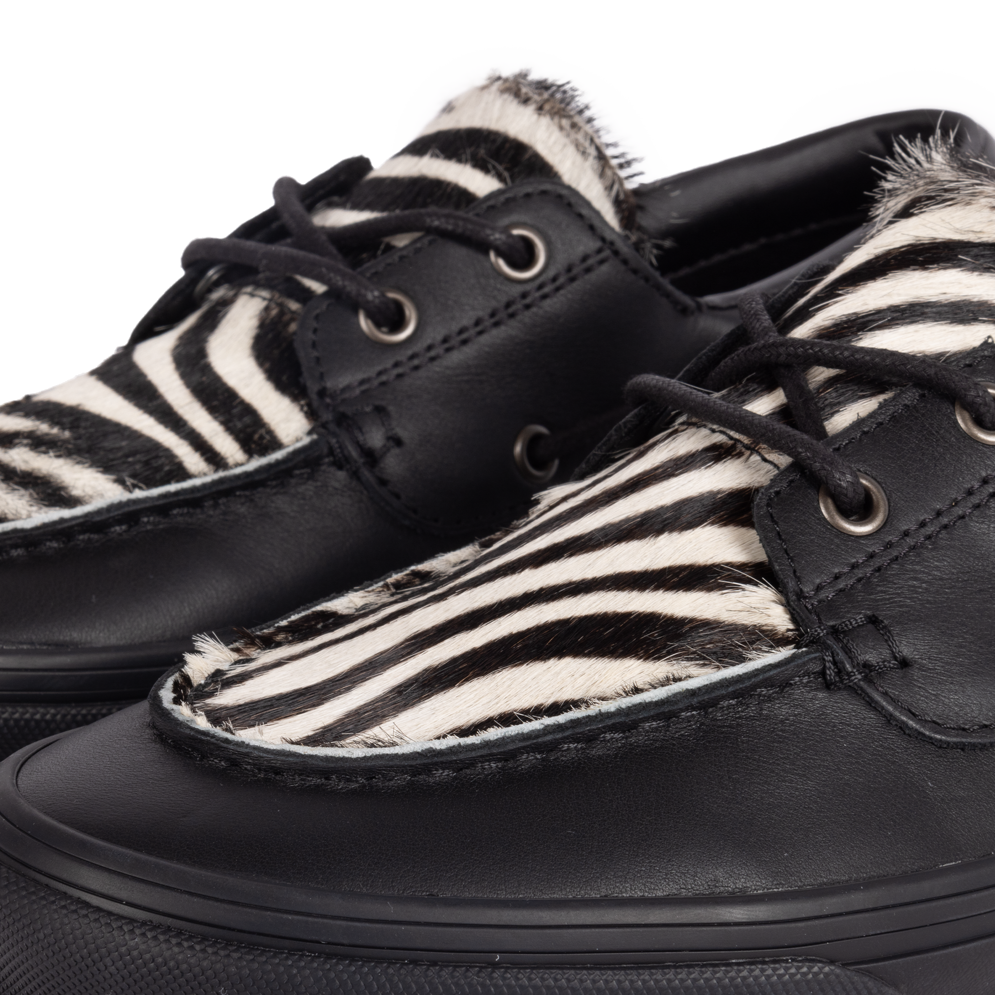 Vans 2-Eyelet Boat Shoe Pony Hair Black