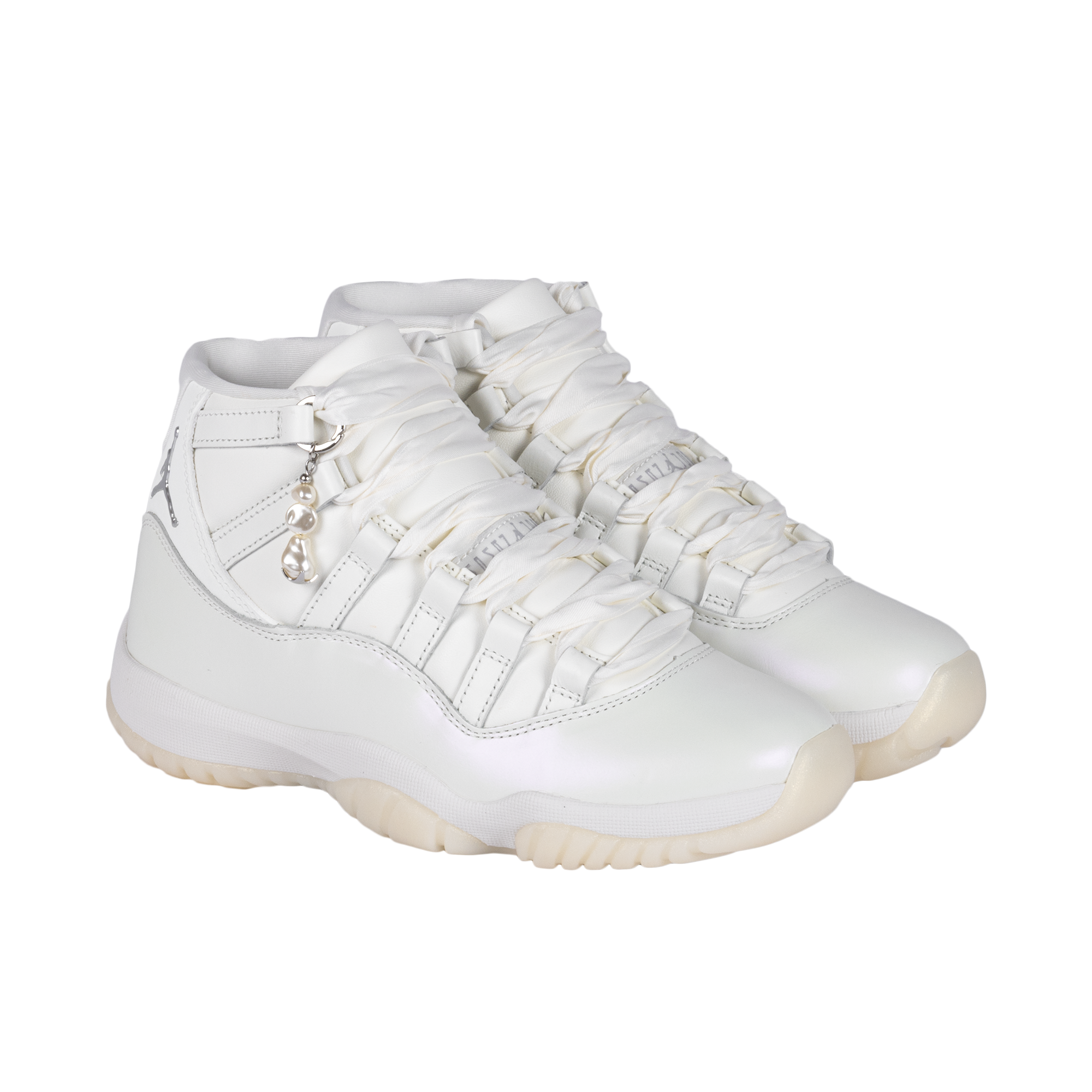 Nike Women's Air Jordan 11 Retro Sail/Pearl Grey/White/Metallic Silver AR0715-110