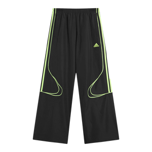 adidas Women's Teamgeist Adicolor Oversized Woven Track Pant Black/Siggnr JV7478
