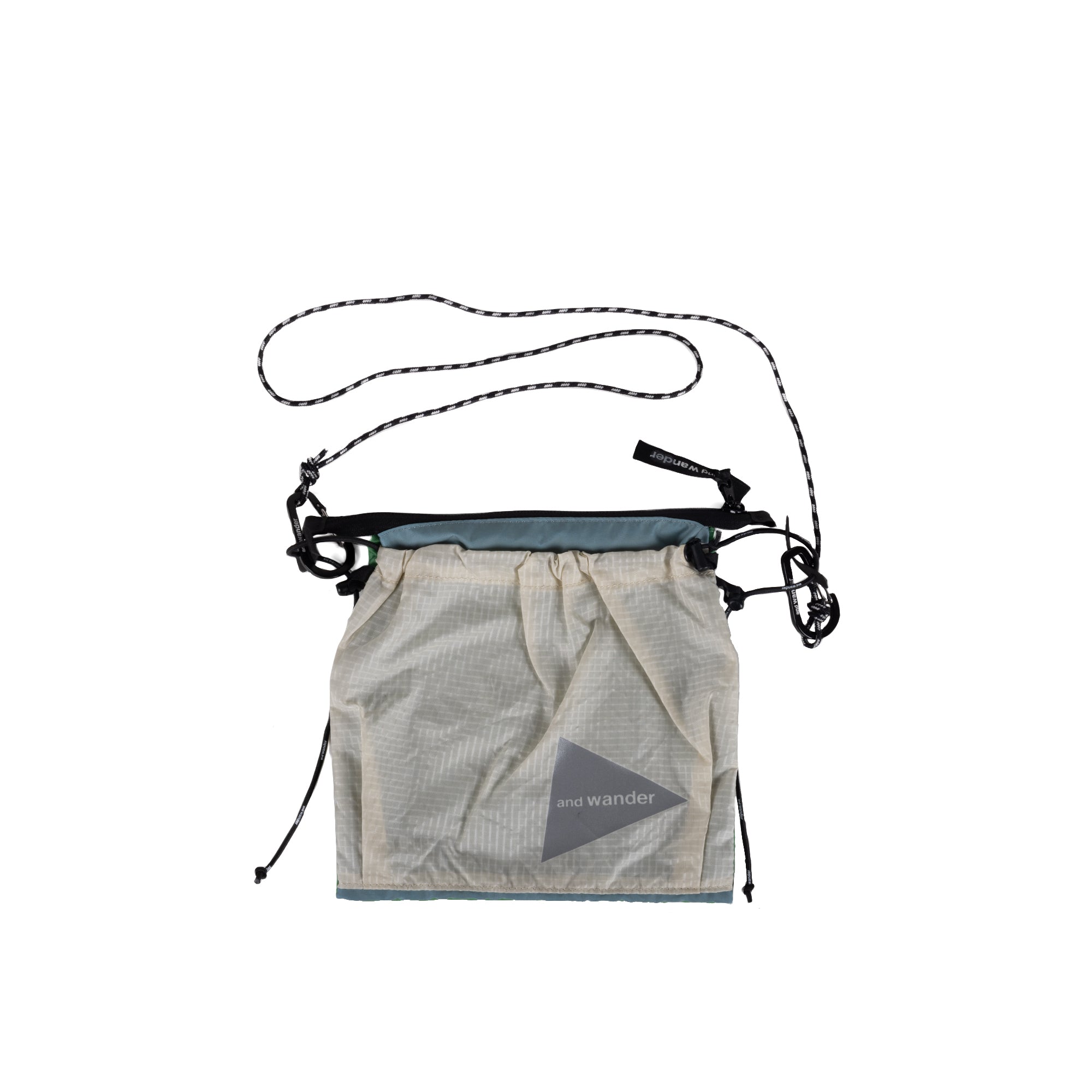 and Wander Upcycle Sacoche