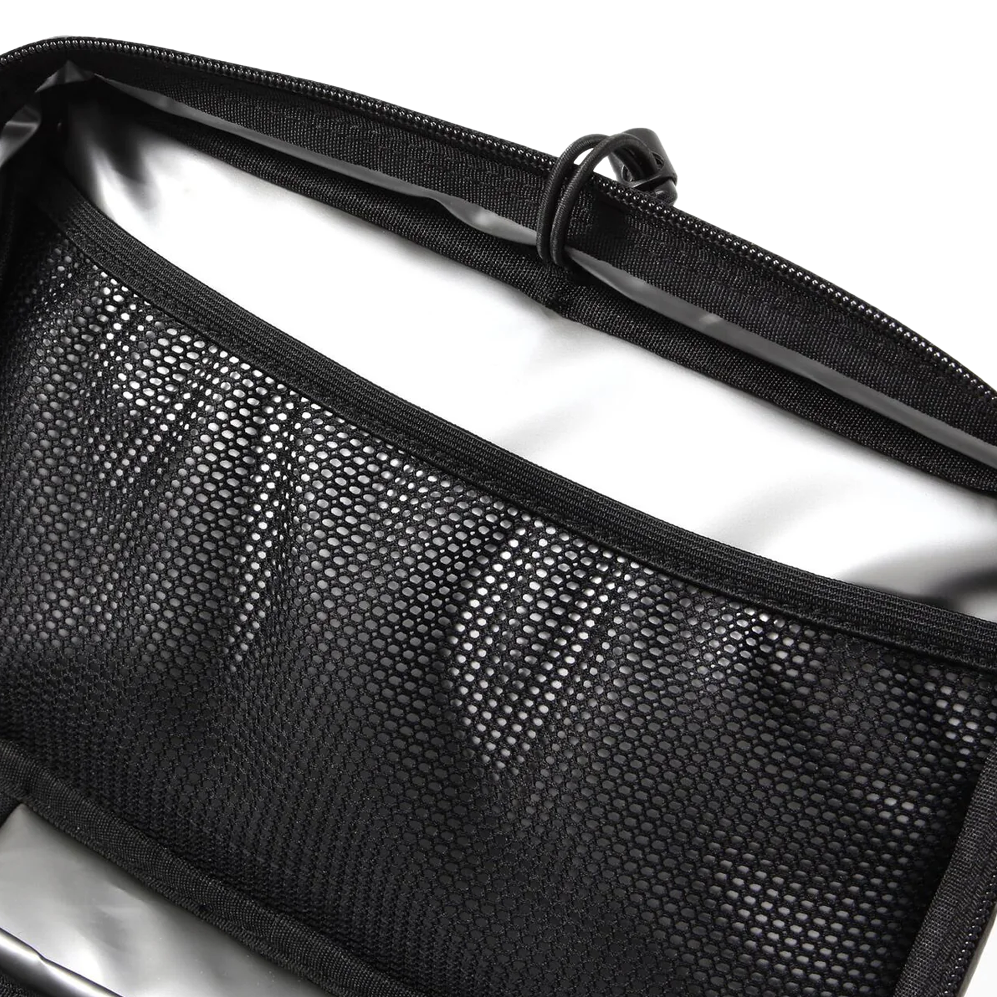 and wander Sil Soft Cooler Small Black