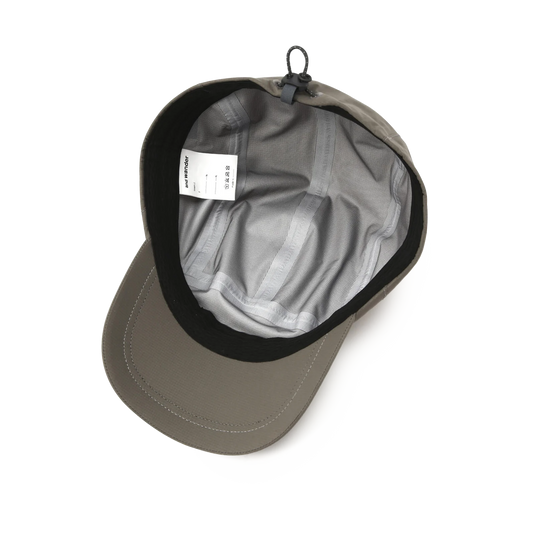 and wander Pertex Shield Rain Cap Black