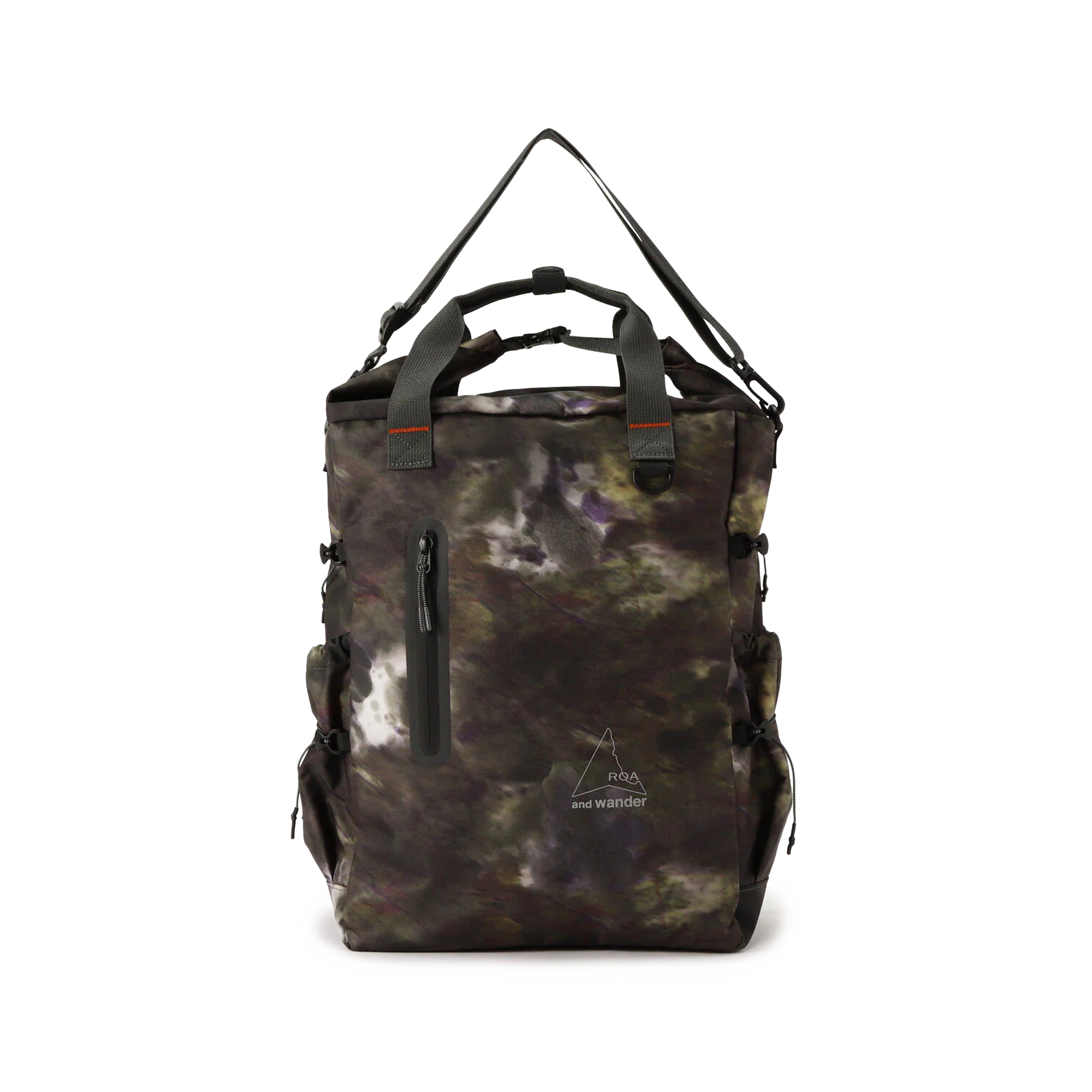 and wander x Roa 2-Way Tote Bag Camo