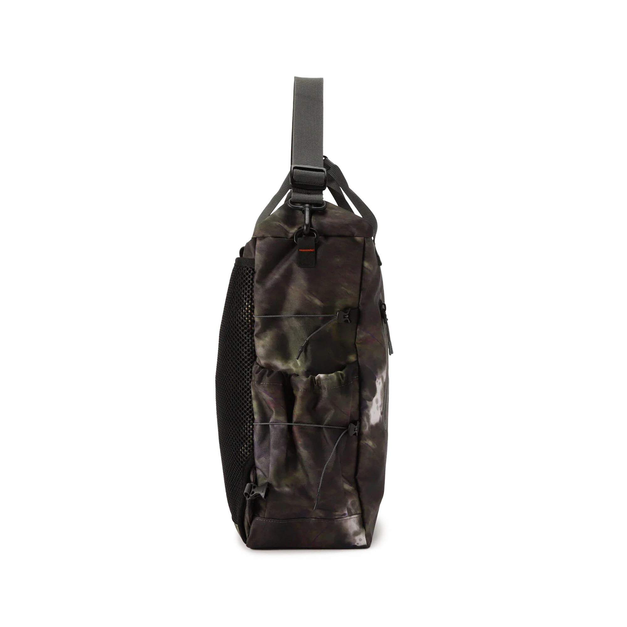 and wander x Roa 2-Way Tote Bag Camo